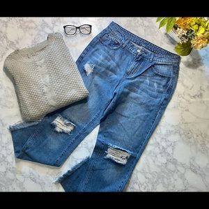 Distressed boyfriend jeans